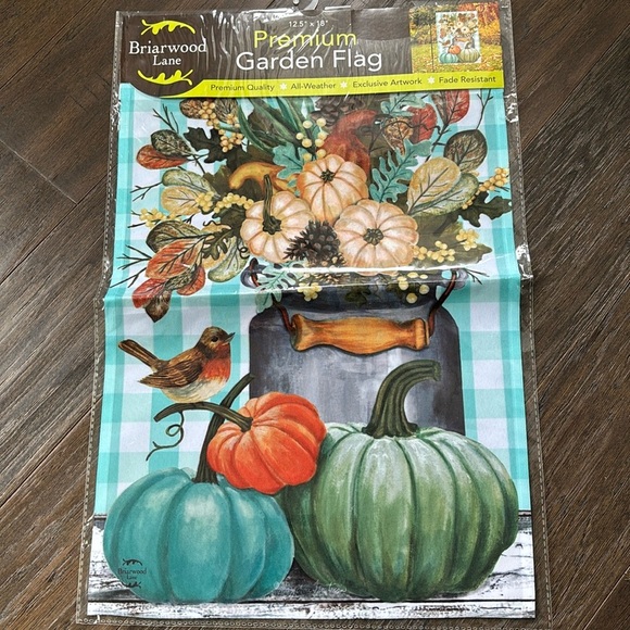Briarwood Lane premium garden flag, Pastel pumpkins, all weather fade resist - Picture 1 of 3
